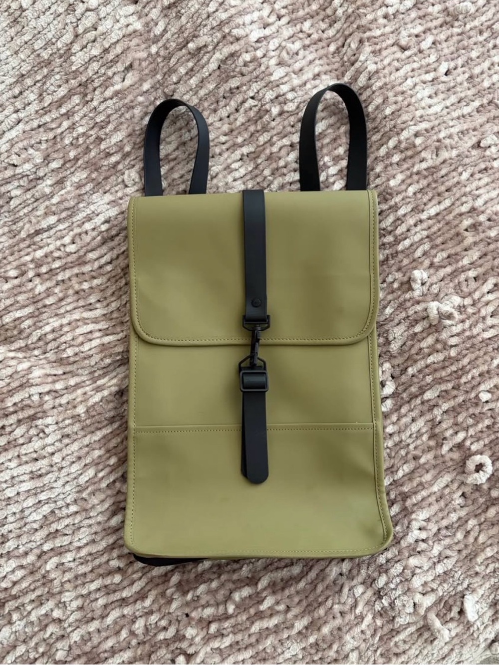 RAINS Backpack green brand new